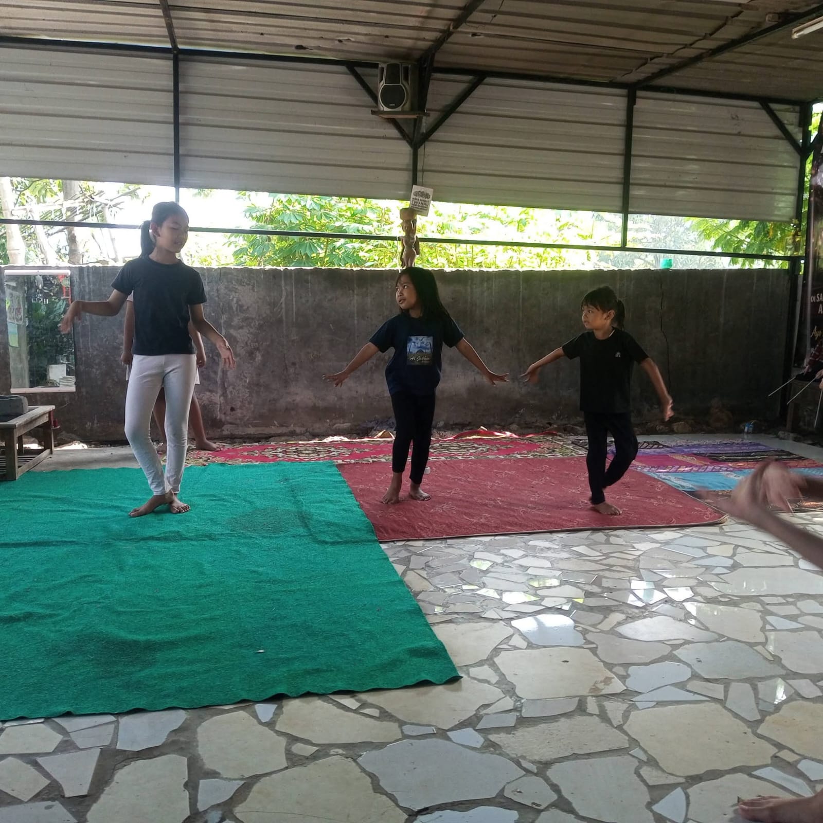 Sanggar seni asikqiah